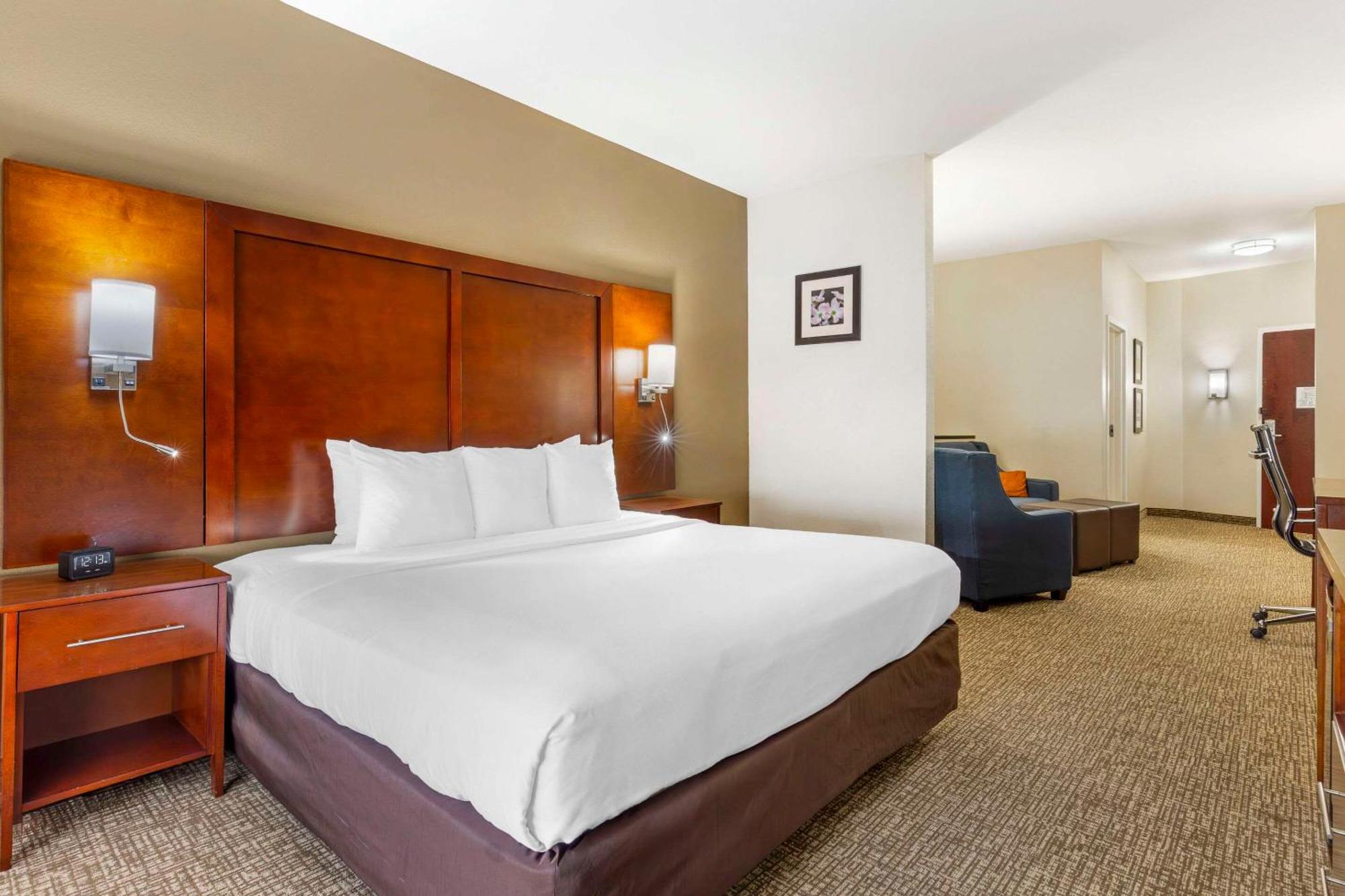 Comfort Suites Wilson - I - 95 Buitenkant foto