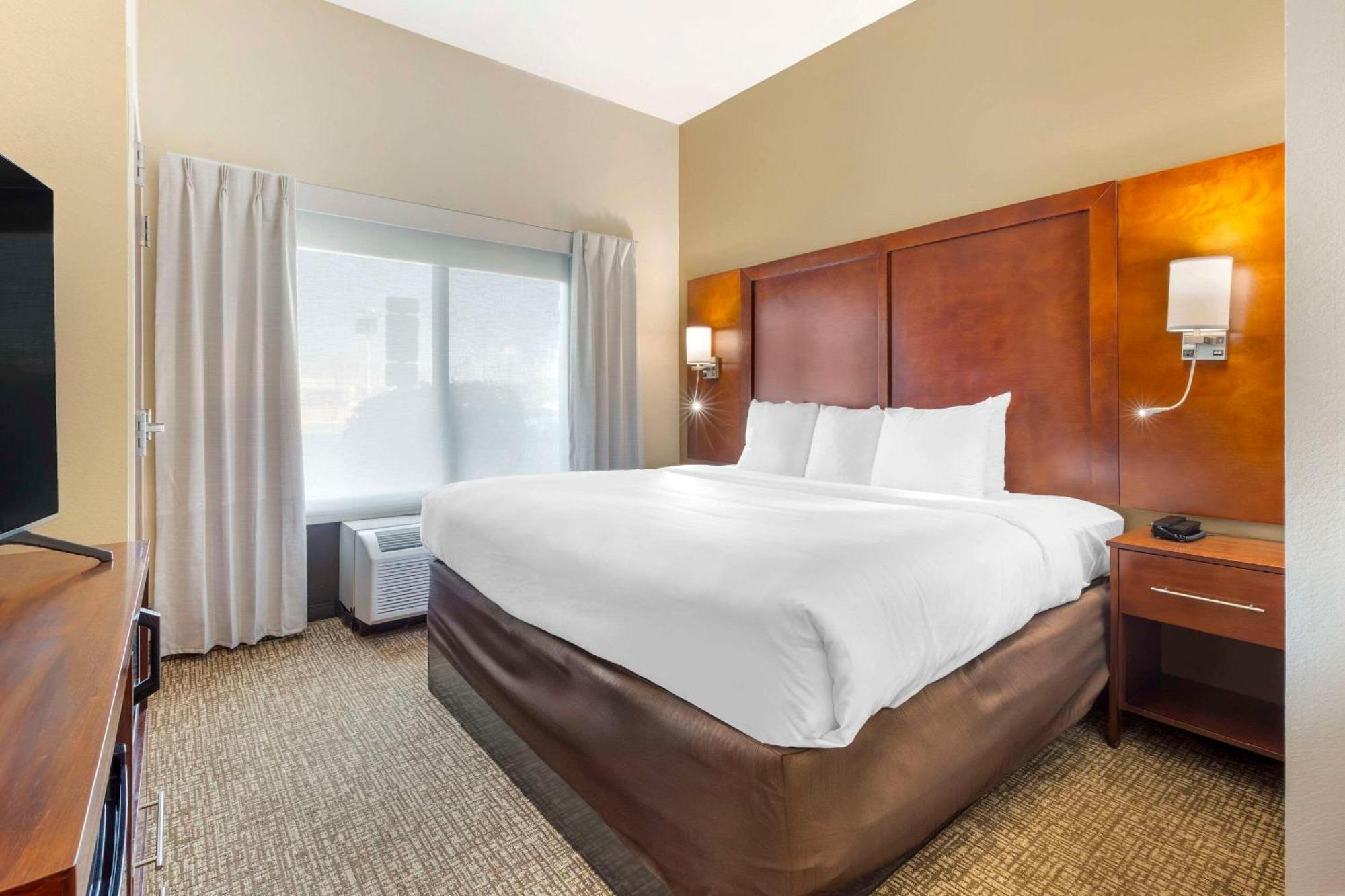 Comfort Suites Wilson - I - 95 Buitenkant foto